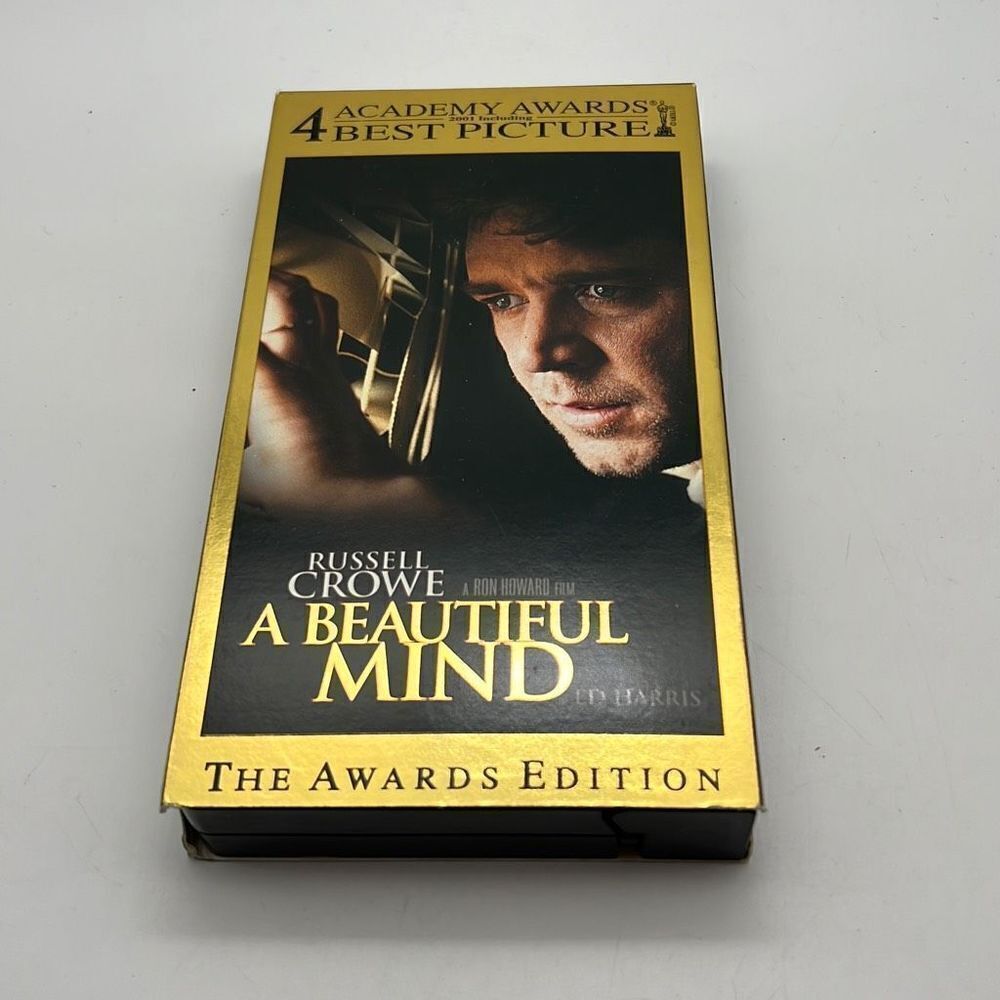 A‎ Beautiful Mind (VHS, 2002, Awards Edition)